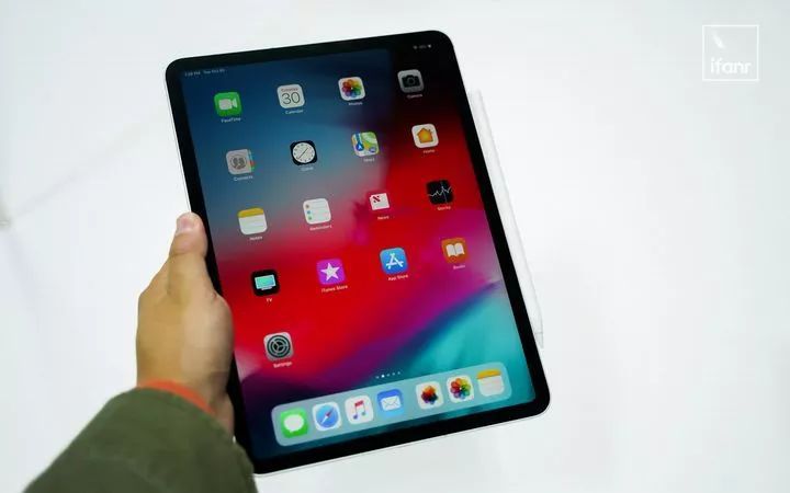 新款iPad Pro有什么亮点 全面屏ipad上手体验(最新款ipadpro和ipad的区别)