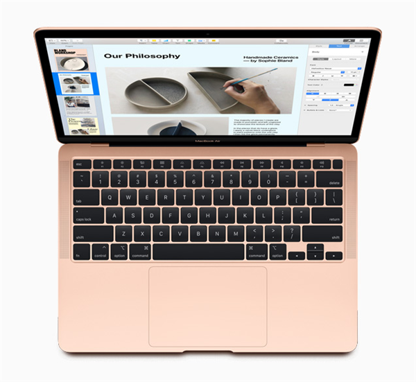 苹果发布Macbook Air笔记本：剪刀脚键盘、2倍性能、999美元起